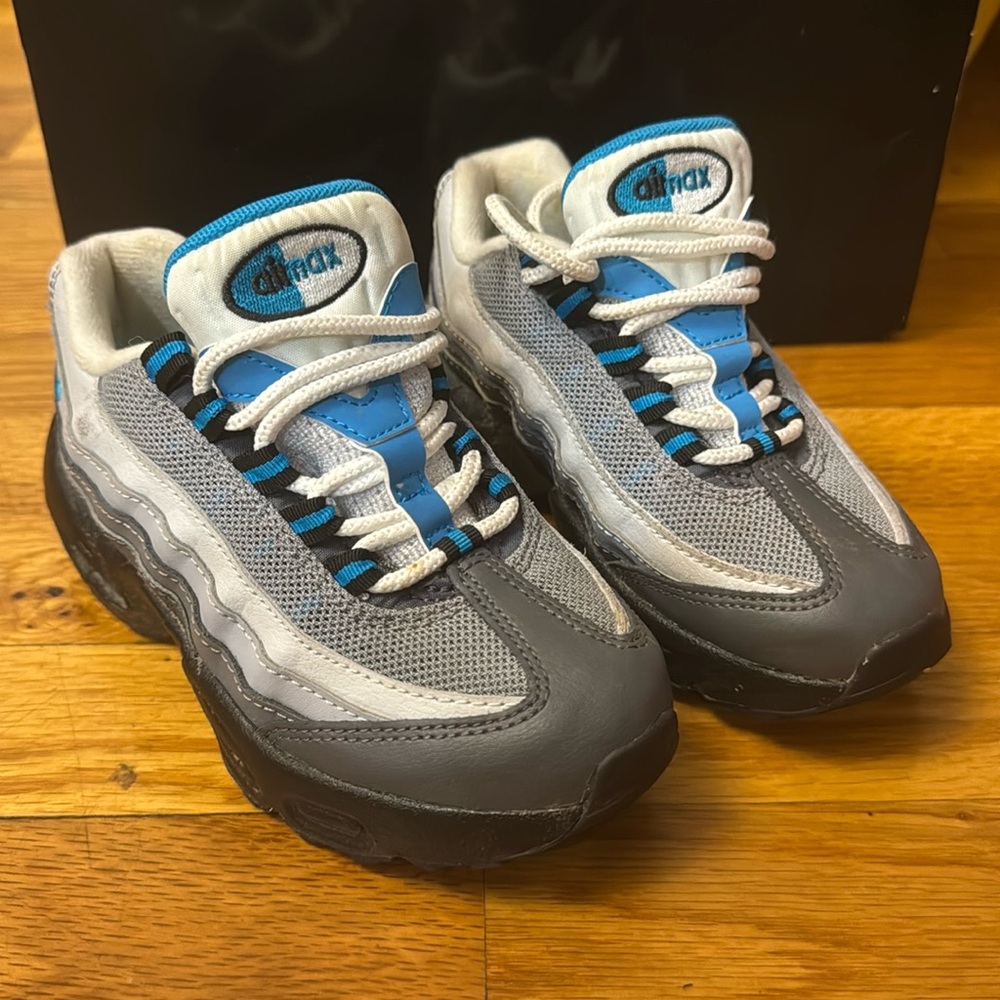 Barely Worn !!!Airmax 95